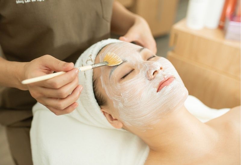Chăm sóc da mặt thư giãn kết hợp trong buổi dưỡng sinh tại Sen Ninh Bình